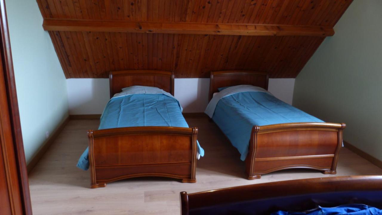 Maison De Vacances Pour 6 Personnes Avec Piscine Lainsecq Zewnętrze zdjęcie